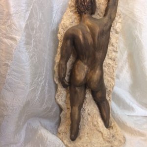 פסל קרמיקה דמות גבר