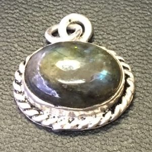 תכשיטים - כסף תליון לברדורייט