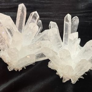 קריסטלים - מושבות קוורץ מחוברות