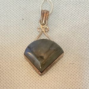 תכשיטים - כסף  תליון לברדורייט