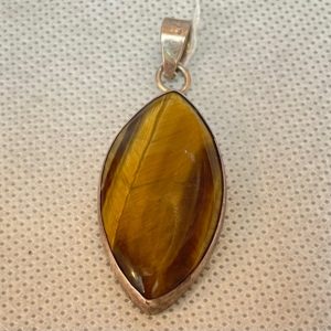 תכשיטים -  כסף תליון עין הנמר