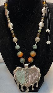 תכשיטים - טיבטי שרשרת עם אבני אגת סיטרין עם תליון